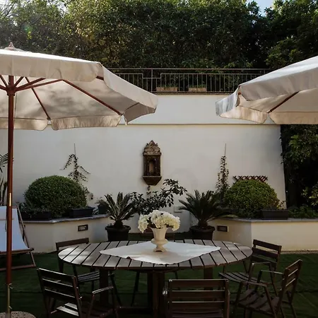 Roberta Mondello Beach Villa *